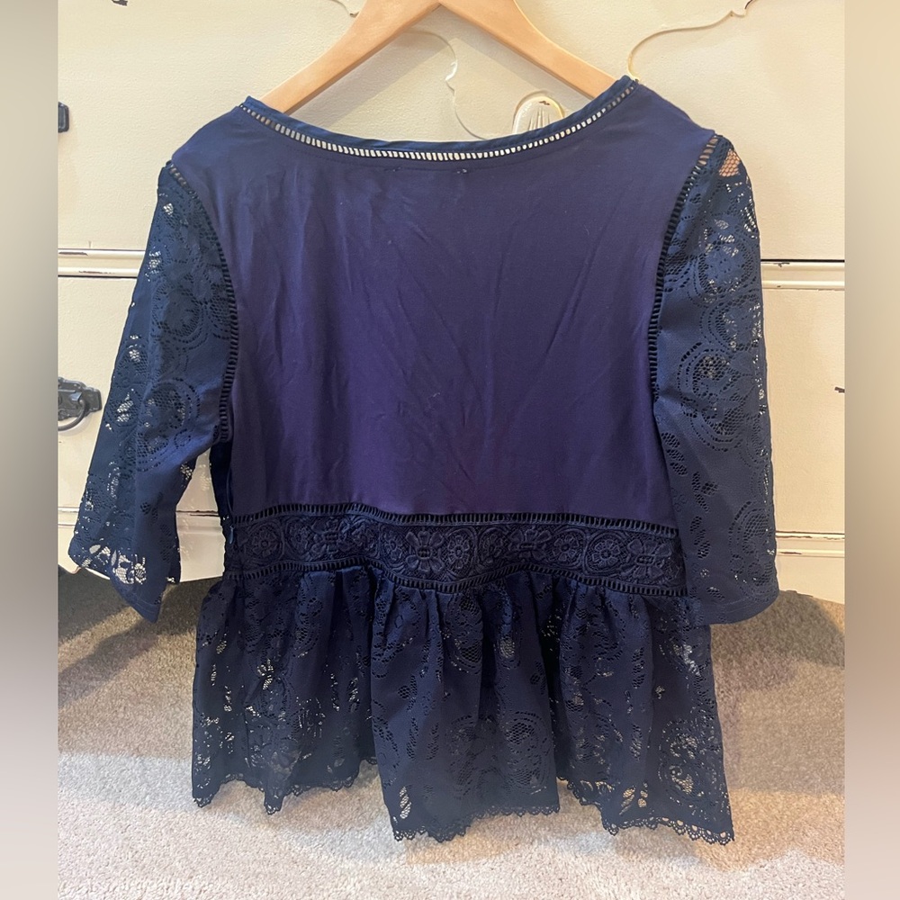 Blue Tassel Navy Lace Women Top 3/4 Sleeves Flare Waist NWT Size Medium - Picture 2 of 9